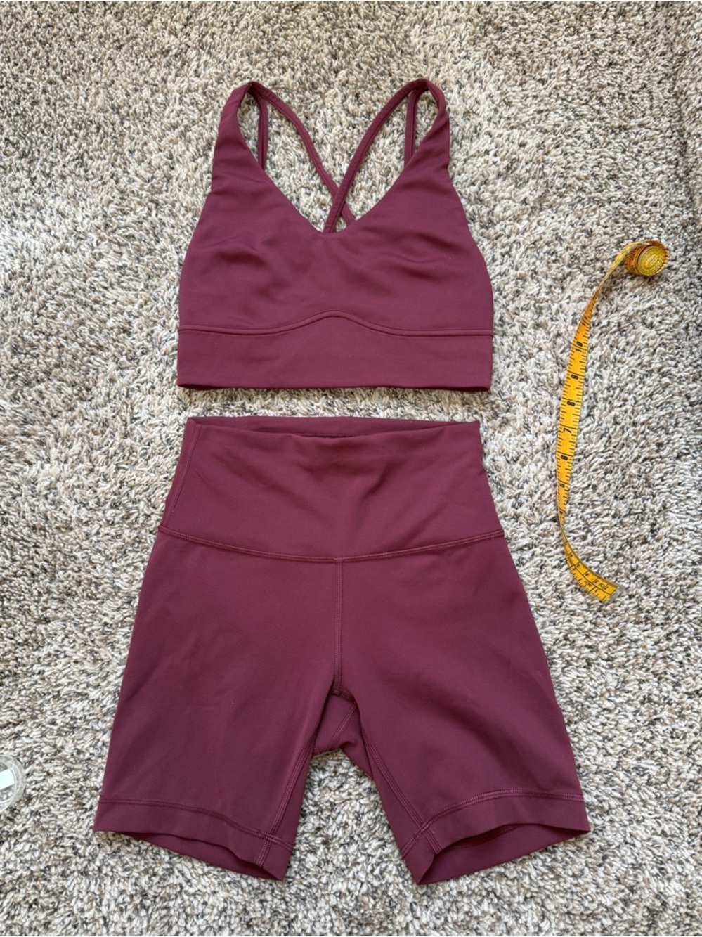 Lululemon size 4 set in maroon/burgundy - Picture 5 of 14